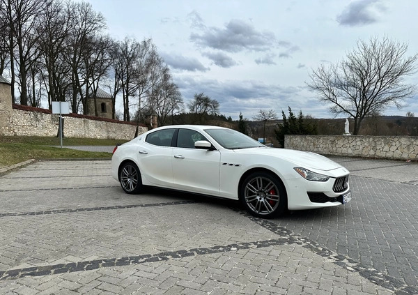 Maserati Ghibli cena 149998 przebieg: 61957, rok produkcji 2018 z Częstochowa małe 407